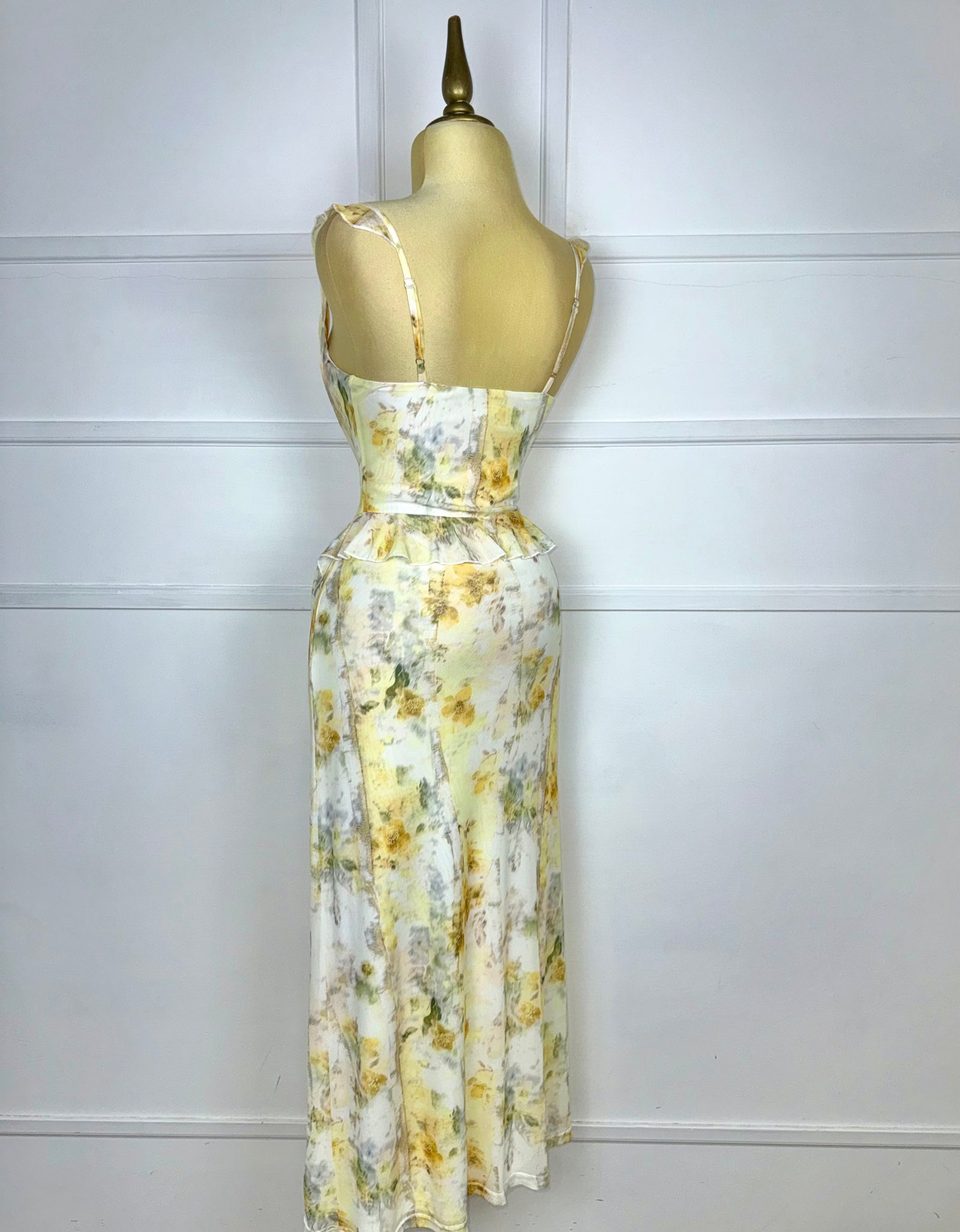 Vestido flores amarillas stretch con abertura