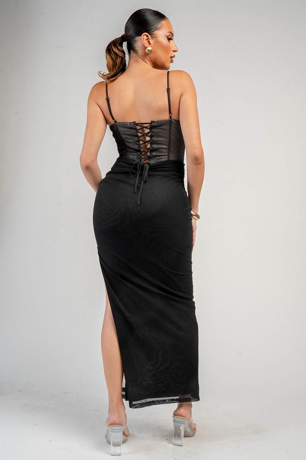 Vestido negro corset con drapeado