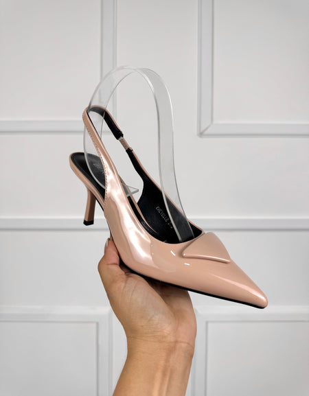 Zapatillas nude stiletto con triángulo
