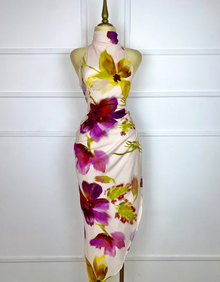 Vestido largo halter con flores