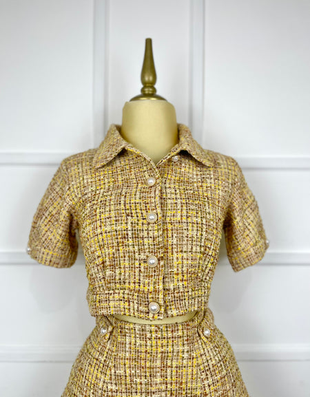 Set tweed amarillo con botones