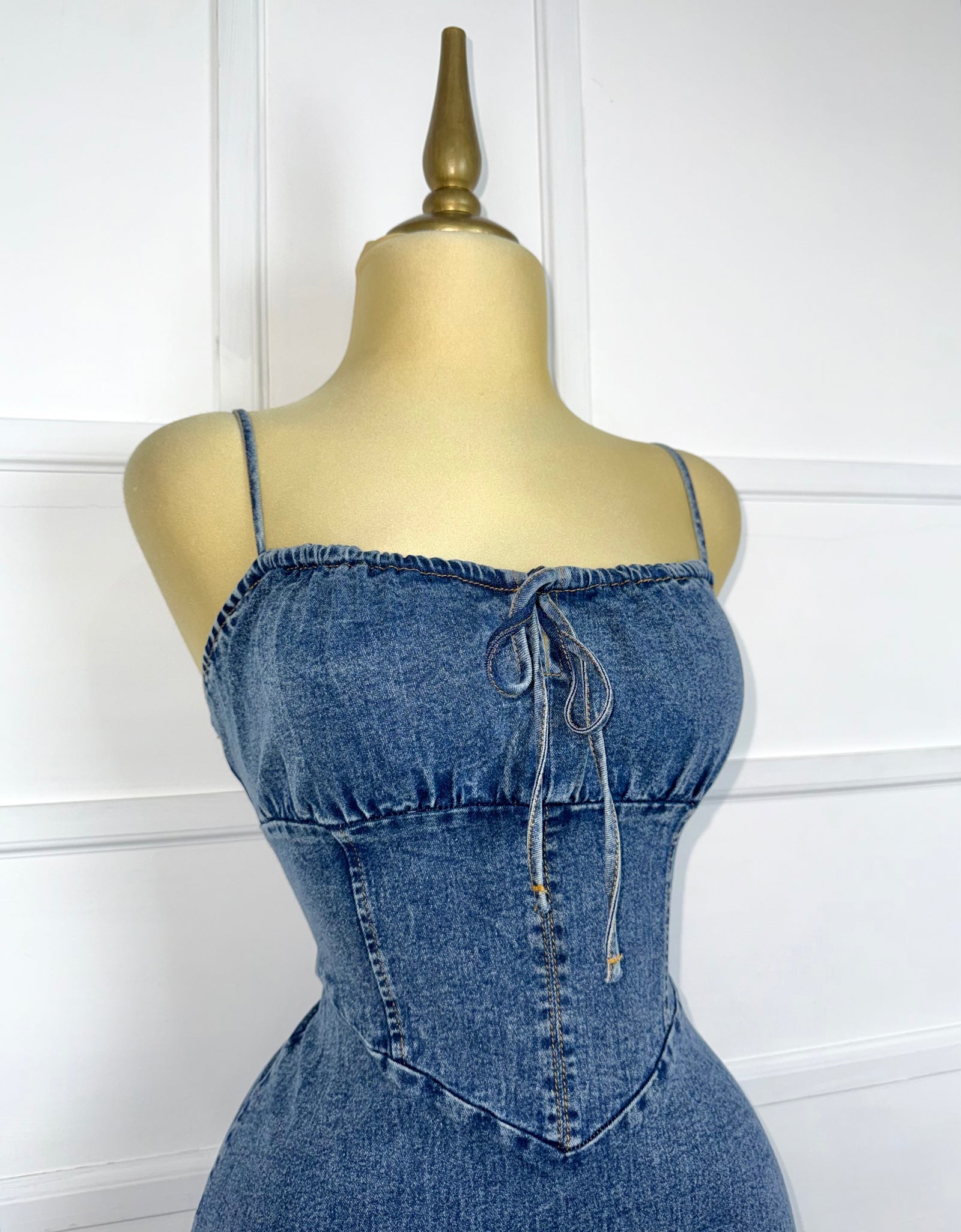 Vestido midi de mezclilla