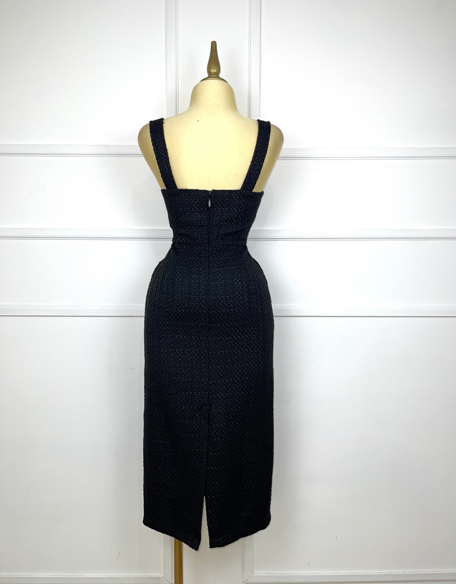Vestido negro midi tweed botones plata