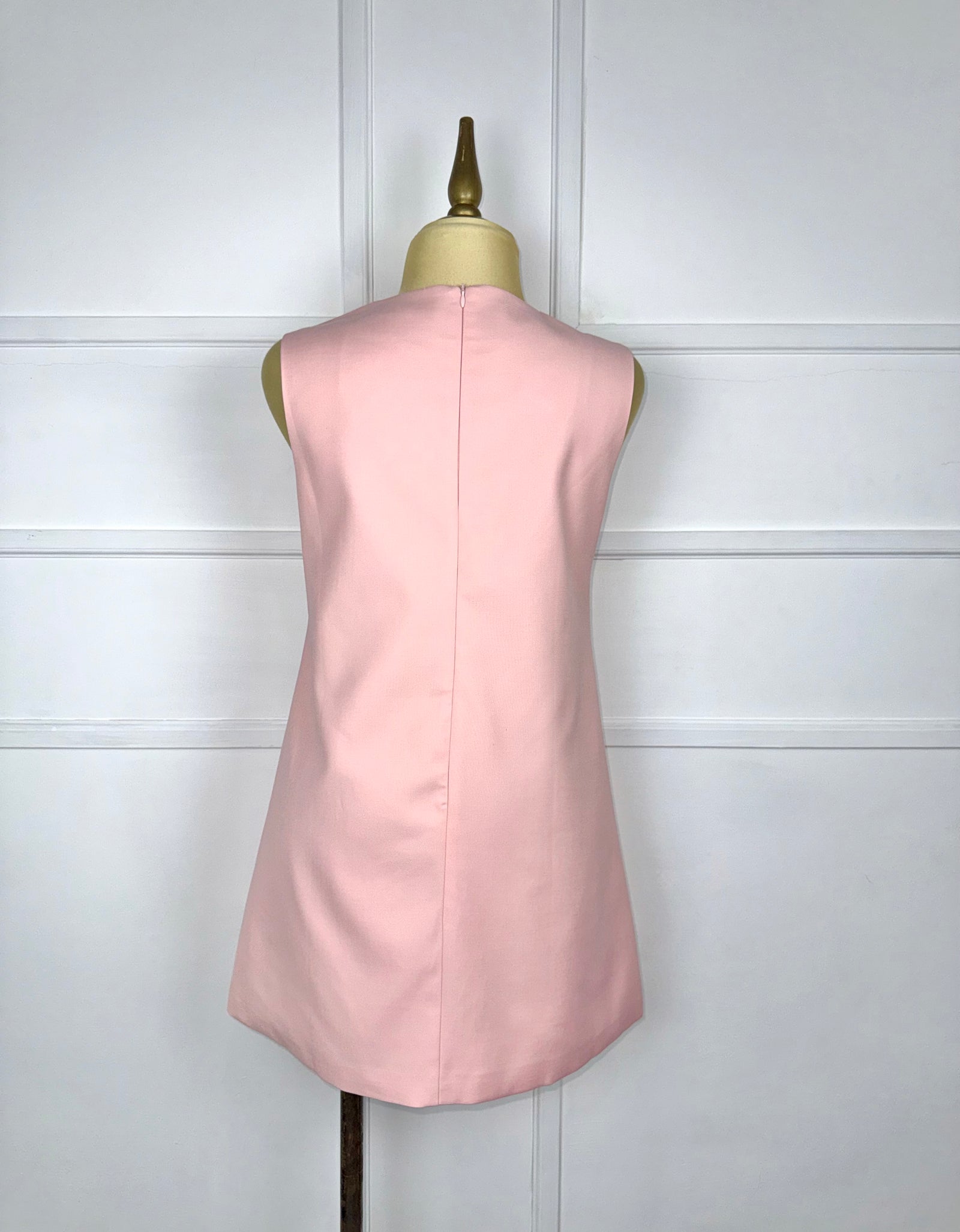 Vestido rosa volado con flores