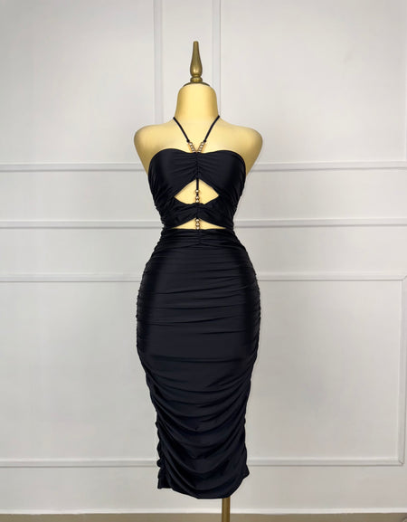 Vestido negro midi satín cuentas doradas