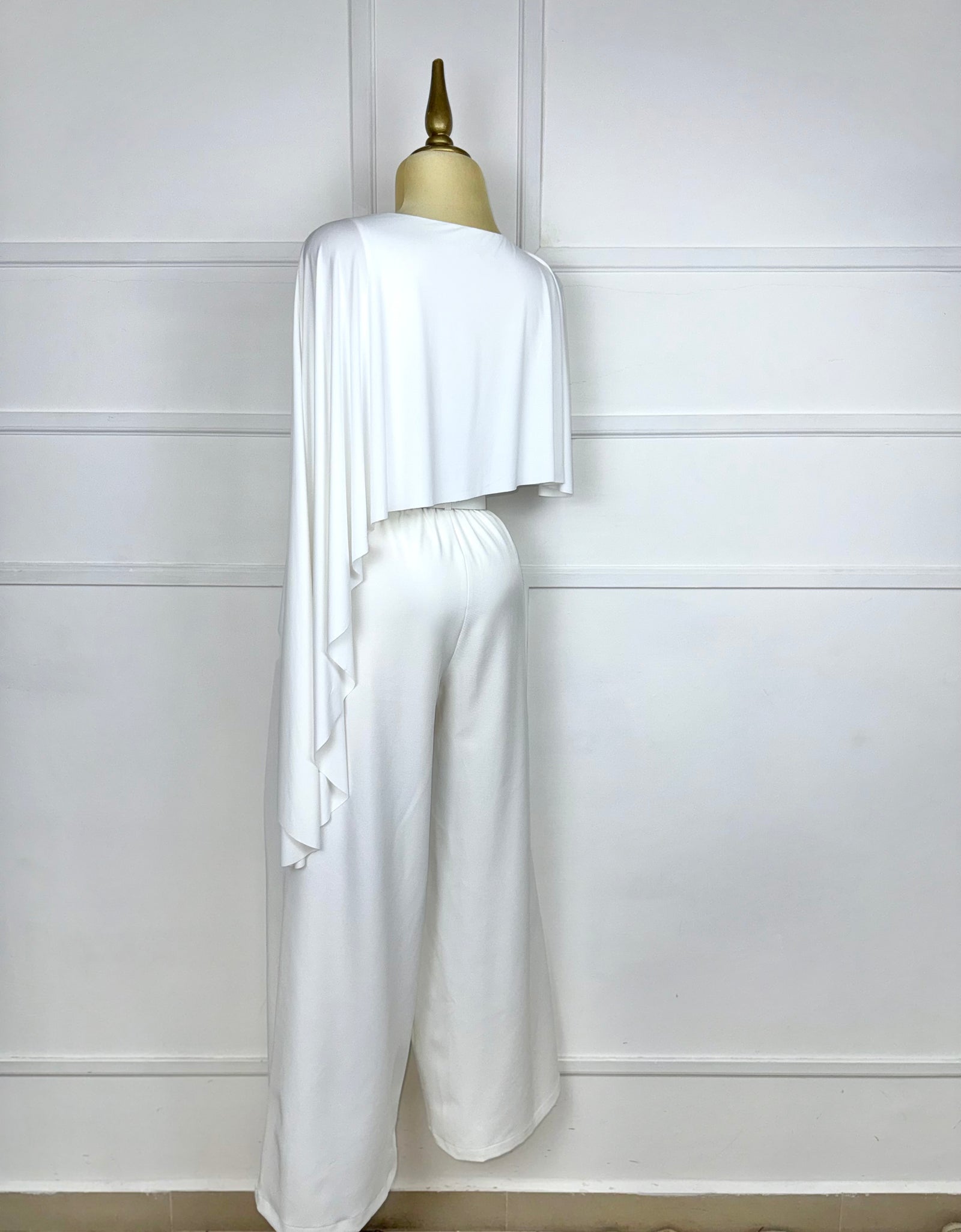 Pantalón blanco con cinto