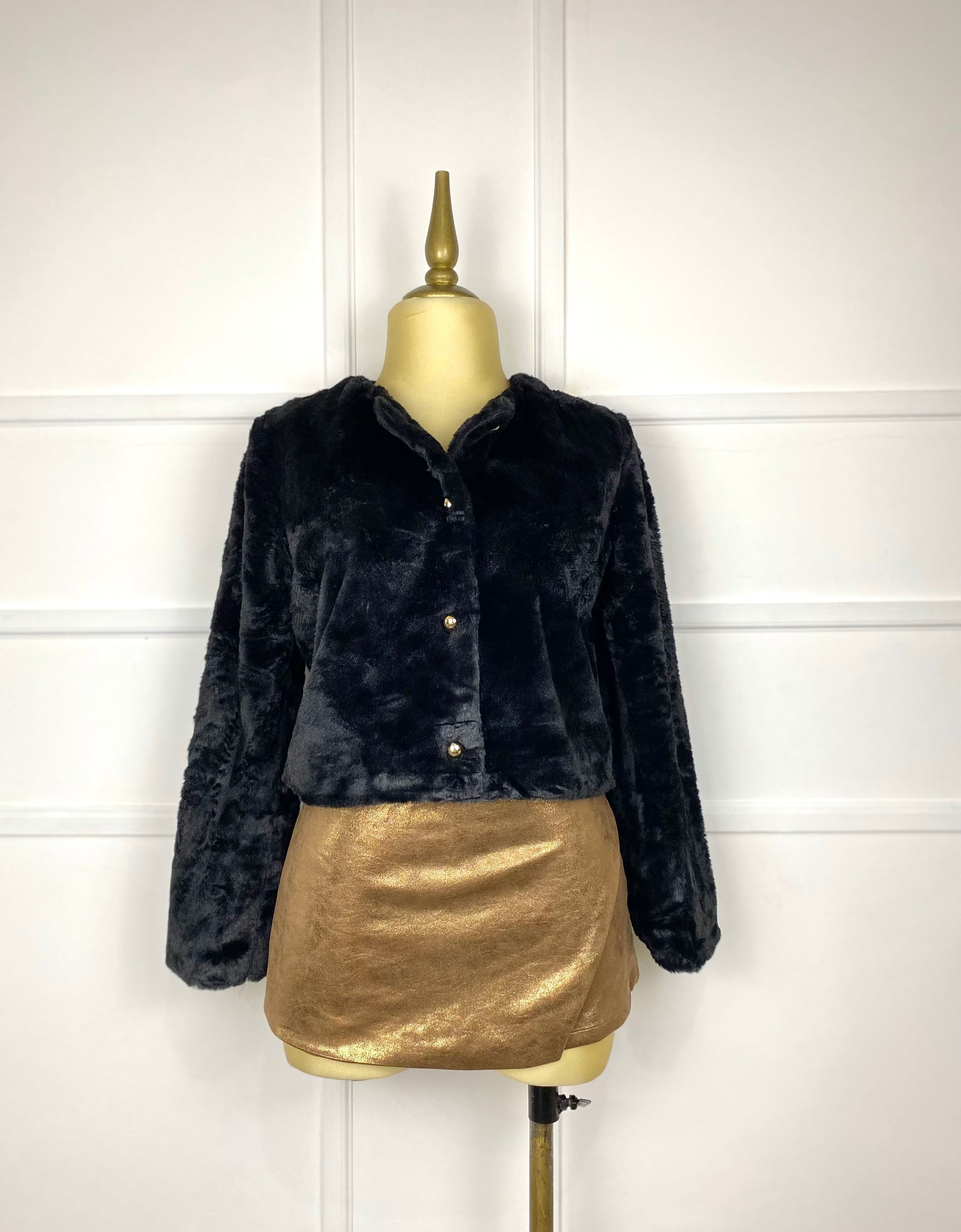 Saco de peluche con botones dorados (2 colores)