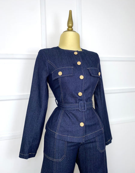 Set mezclilla con hombreras y cinto