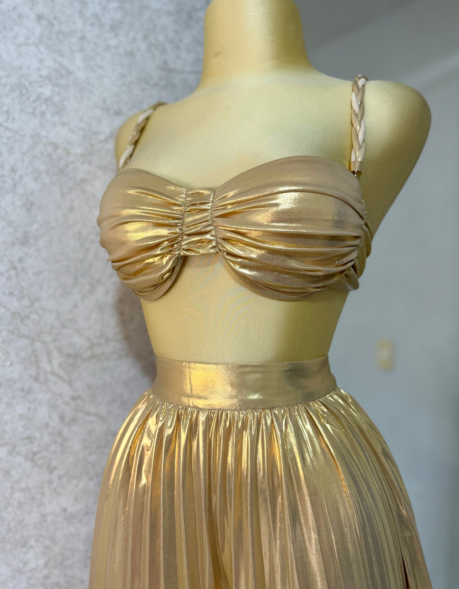 Set dorado brilloso