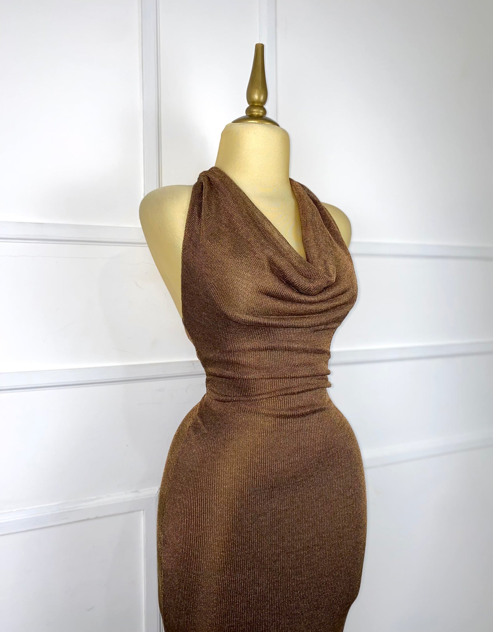 Vestido cobrizo halter