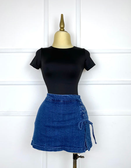 Bodysuit negro manga corta