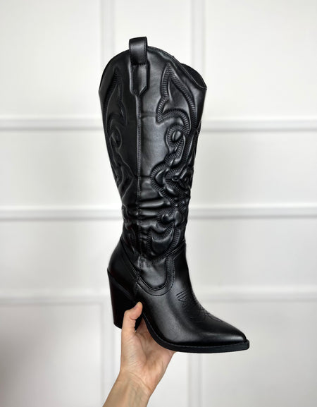 Botas negras vaqueras