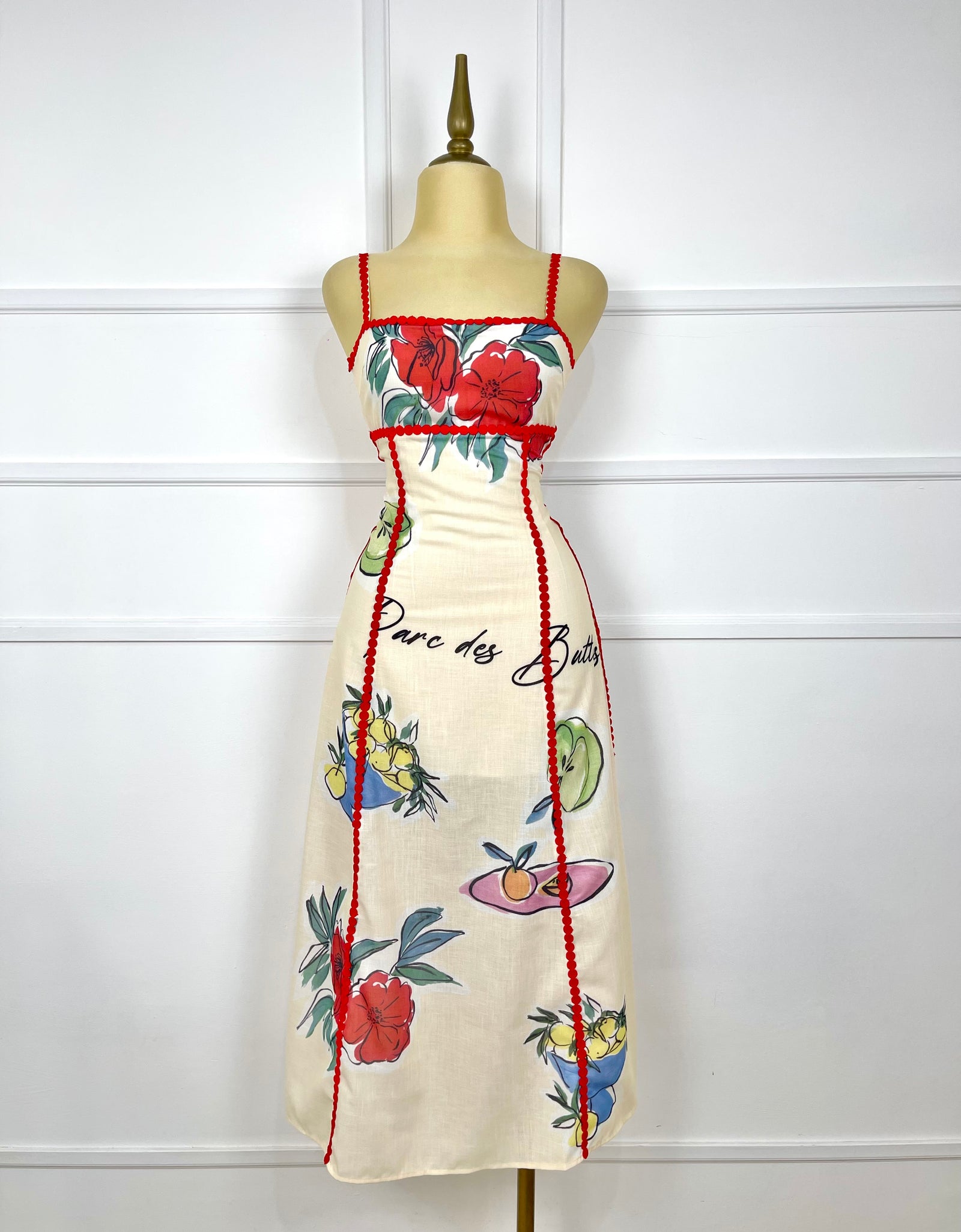 Vestido crema con estampado