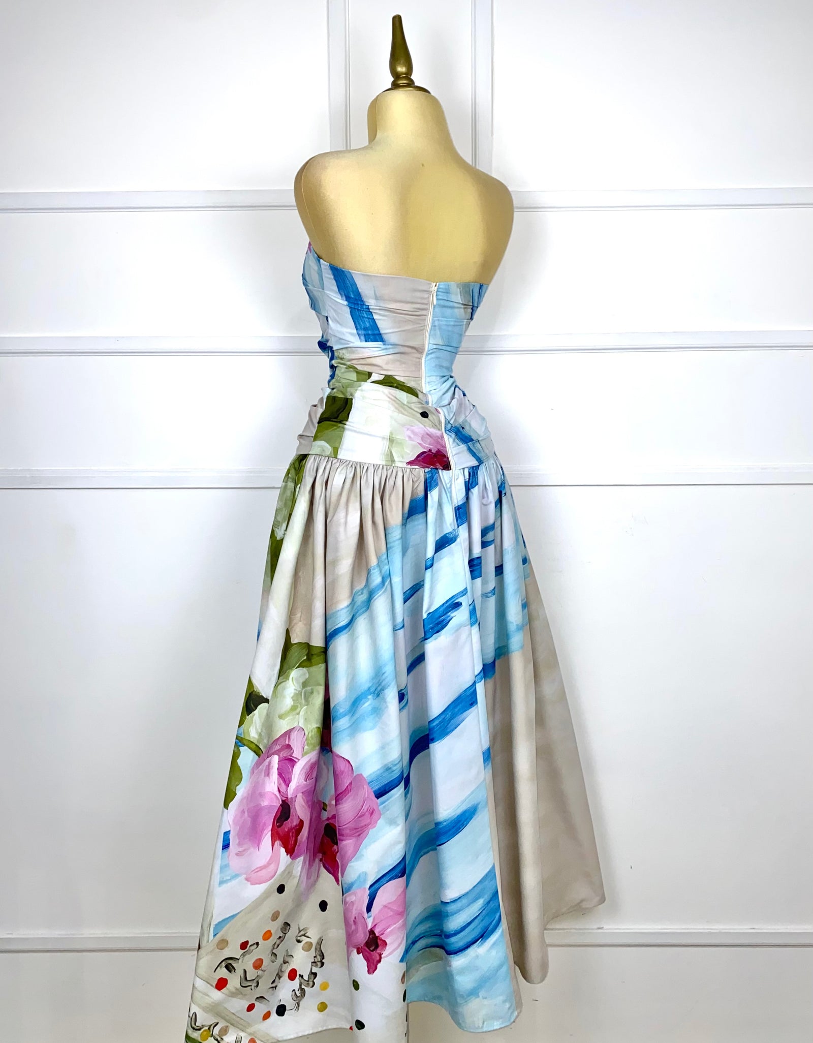 Vestido strapless estampado multicolor