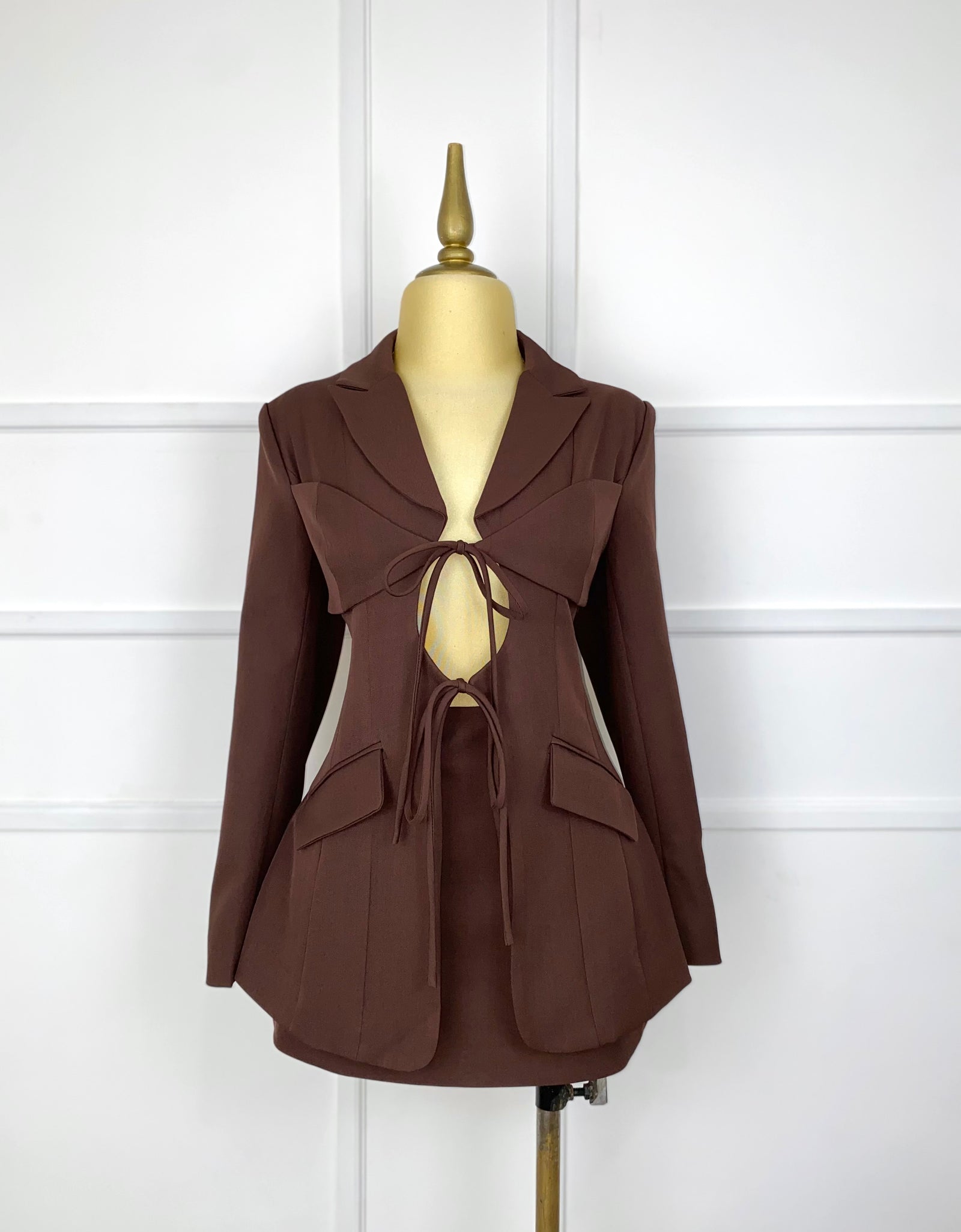 Set café chocolate (blazer y falda)