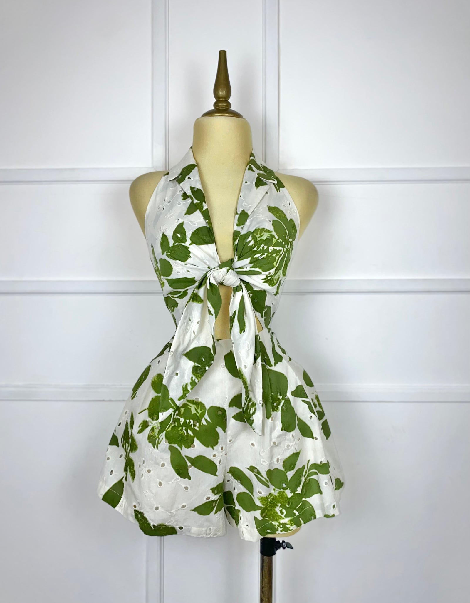 Jumper beige con estampado verde