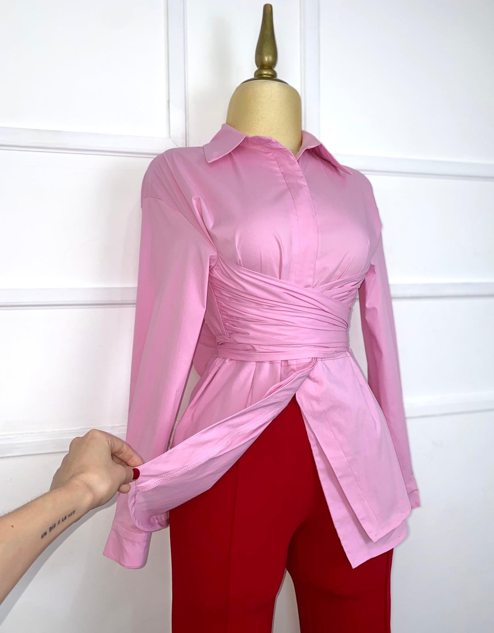 Camisa rosa manga larga