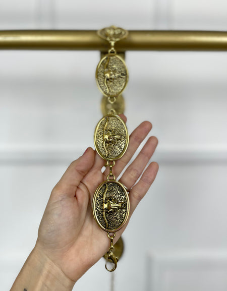 Cinto dorado metálico