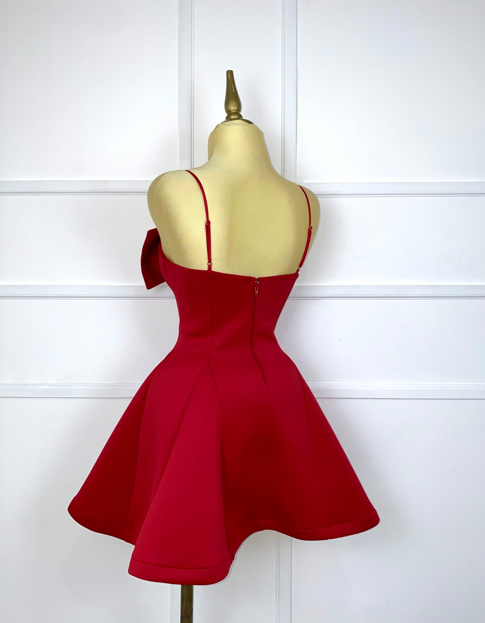 Vestido rojo esponja con moño