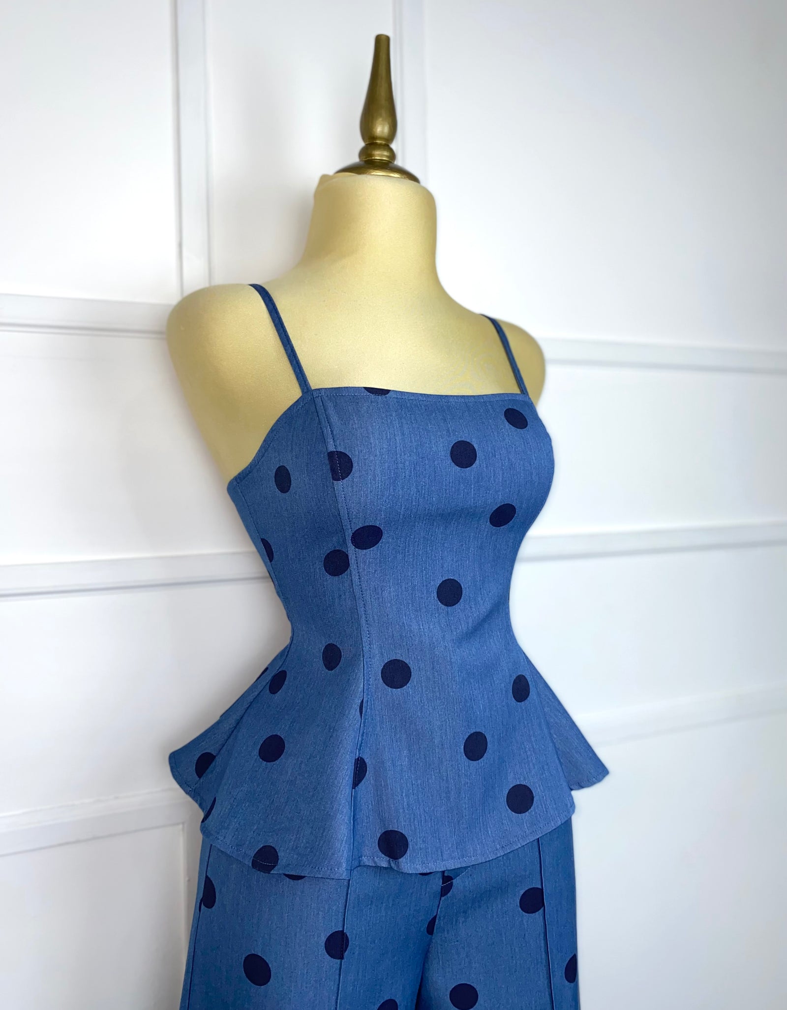 Set azul con lunares