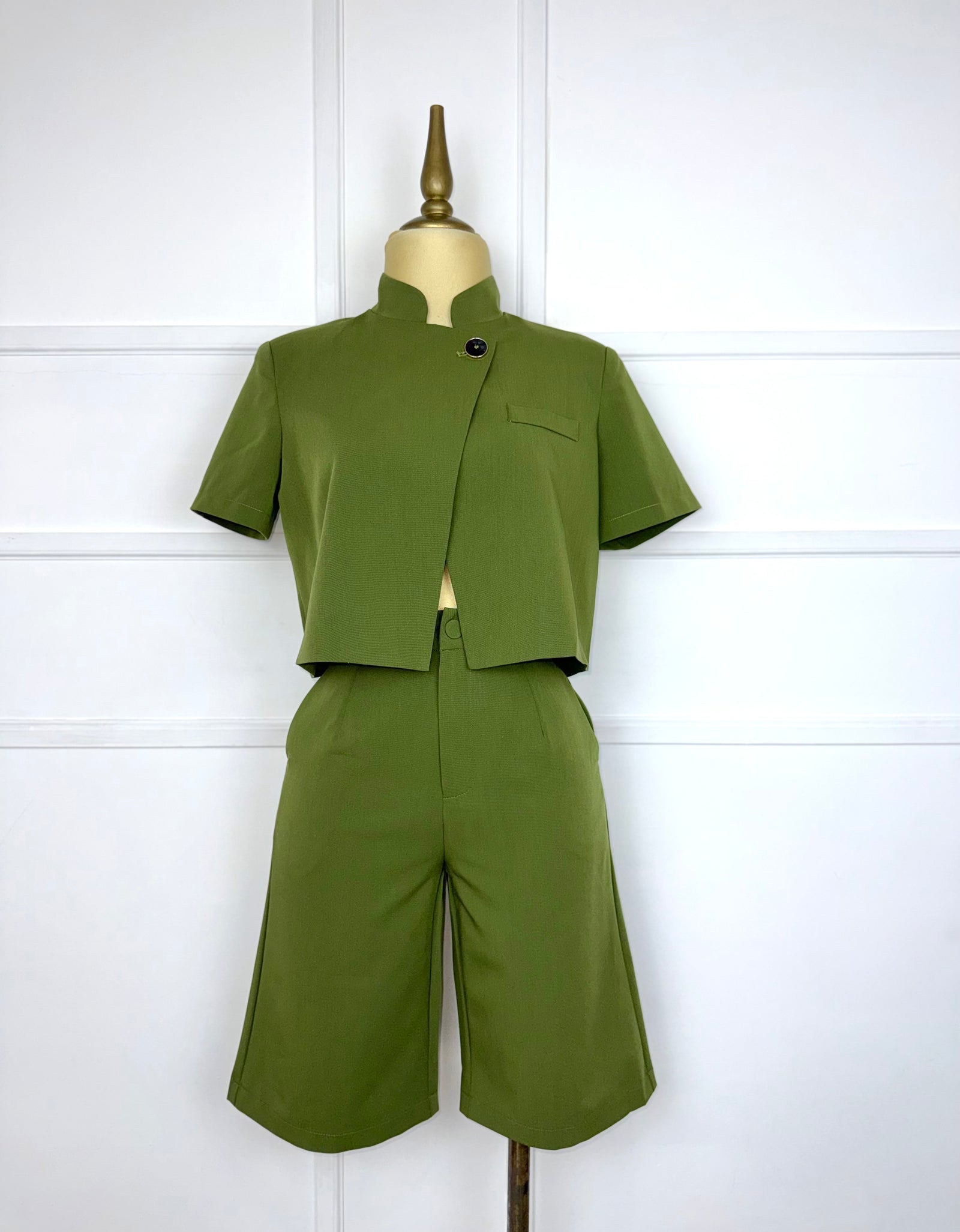 Set verde con hombreras